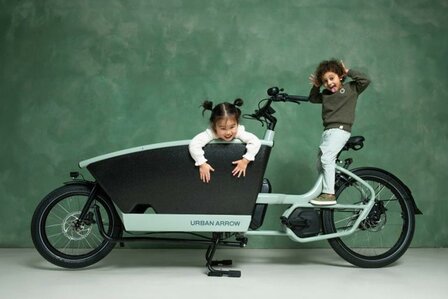 Urban Arrow Family Next