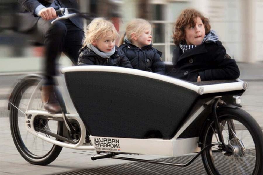 Met een extra Urban Arrow bankje neem je veilig een passagier mee - Fietsen van Stenis: fietsenwinkel Zutphen en deskundig